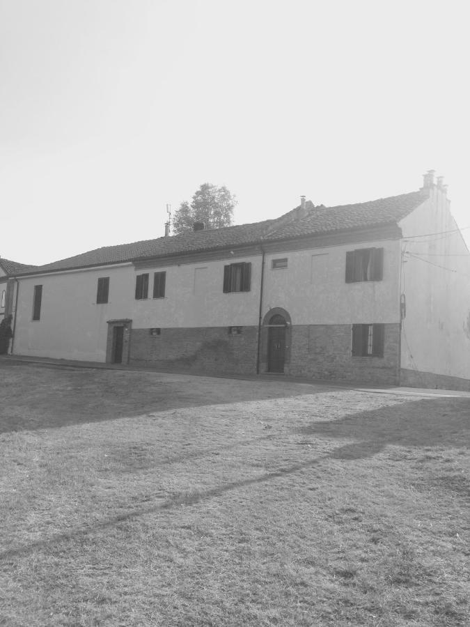 Cascina Maina Βίλα Diano dʼAlba Εξωτερικό φωτογραφία